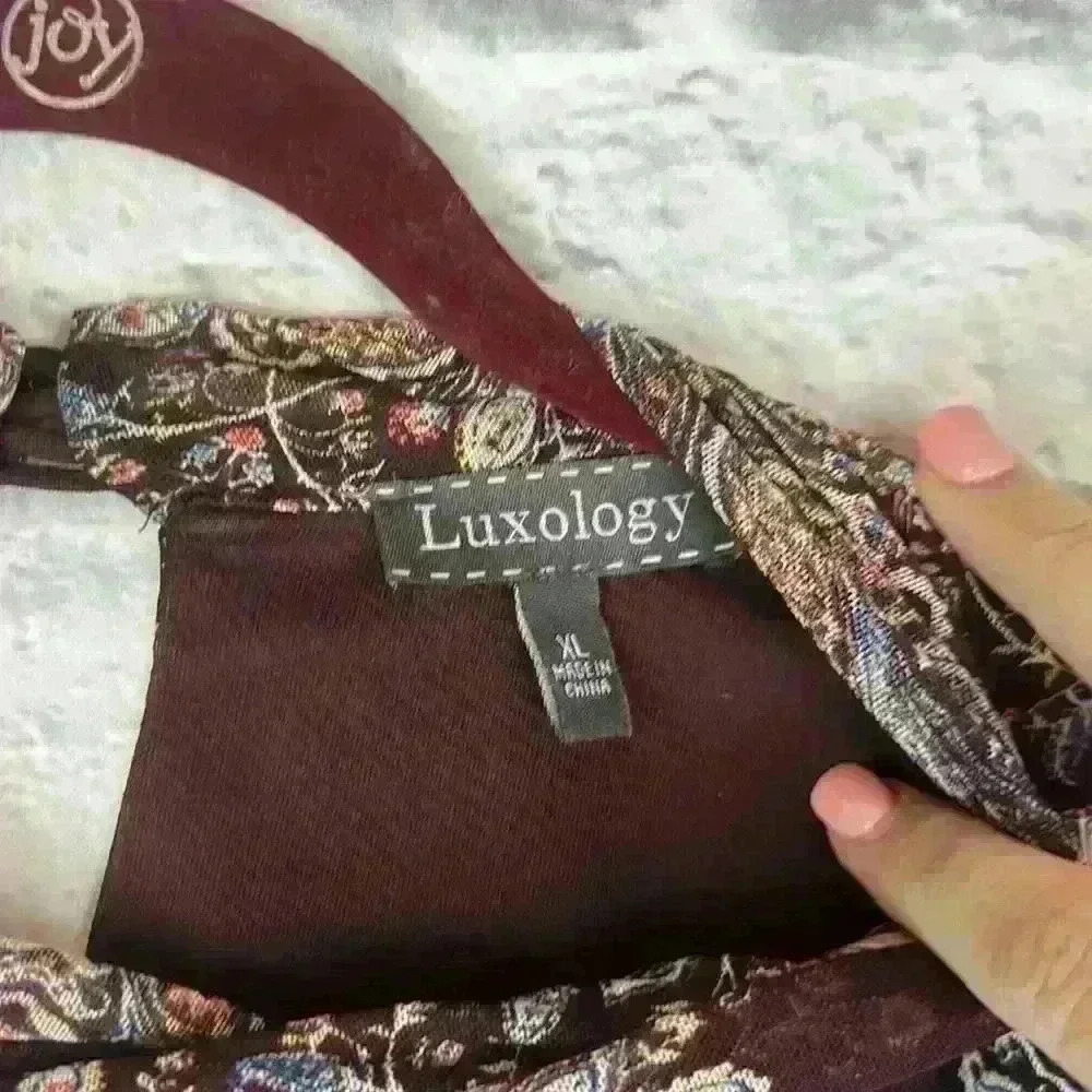 Luxology Tank Blouse Floral Print Size XL - Picture 3 of 6